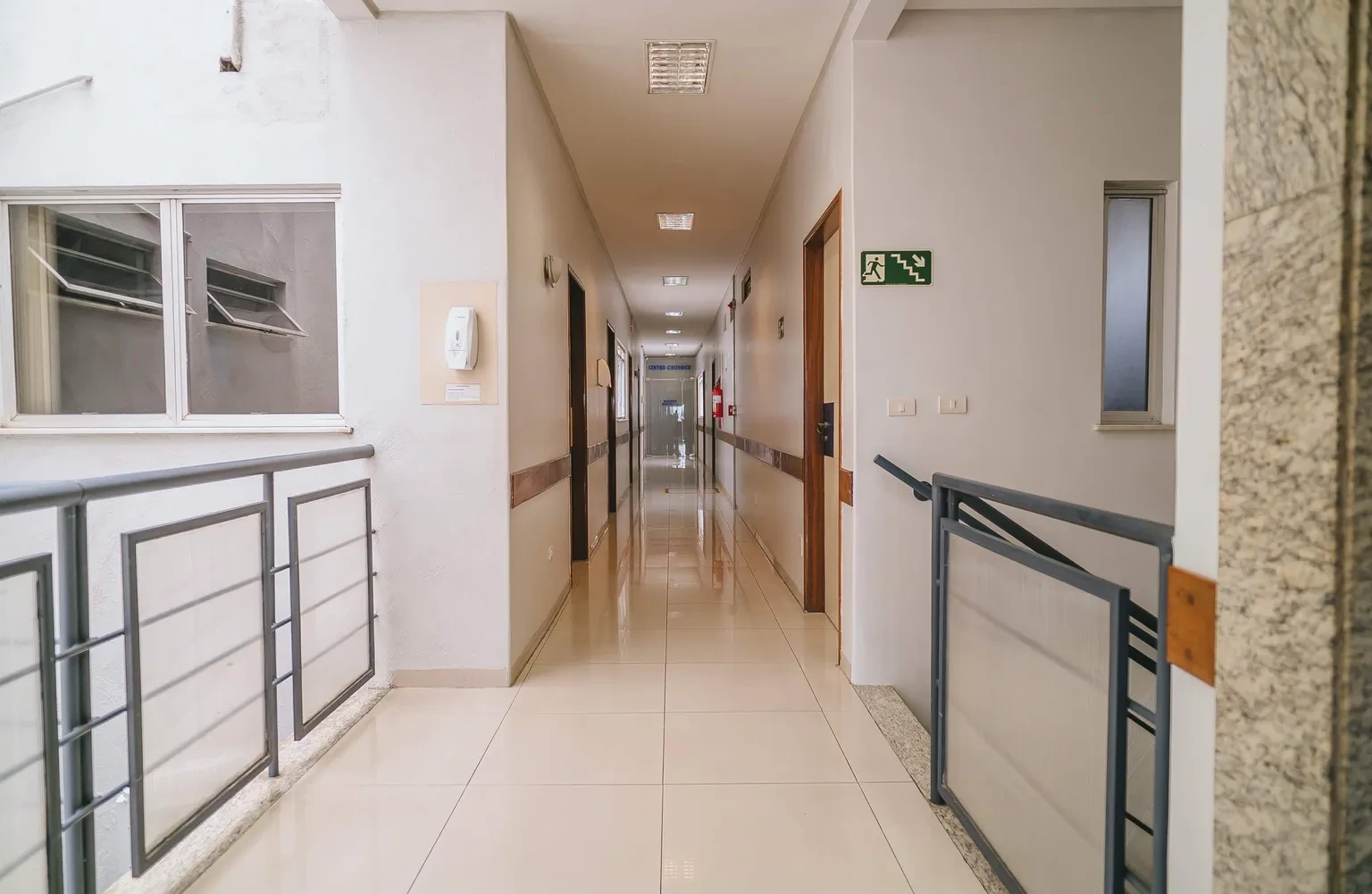 Corredores do Hospital Santa Maria